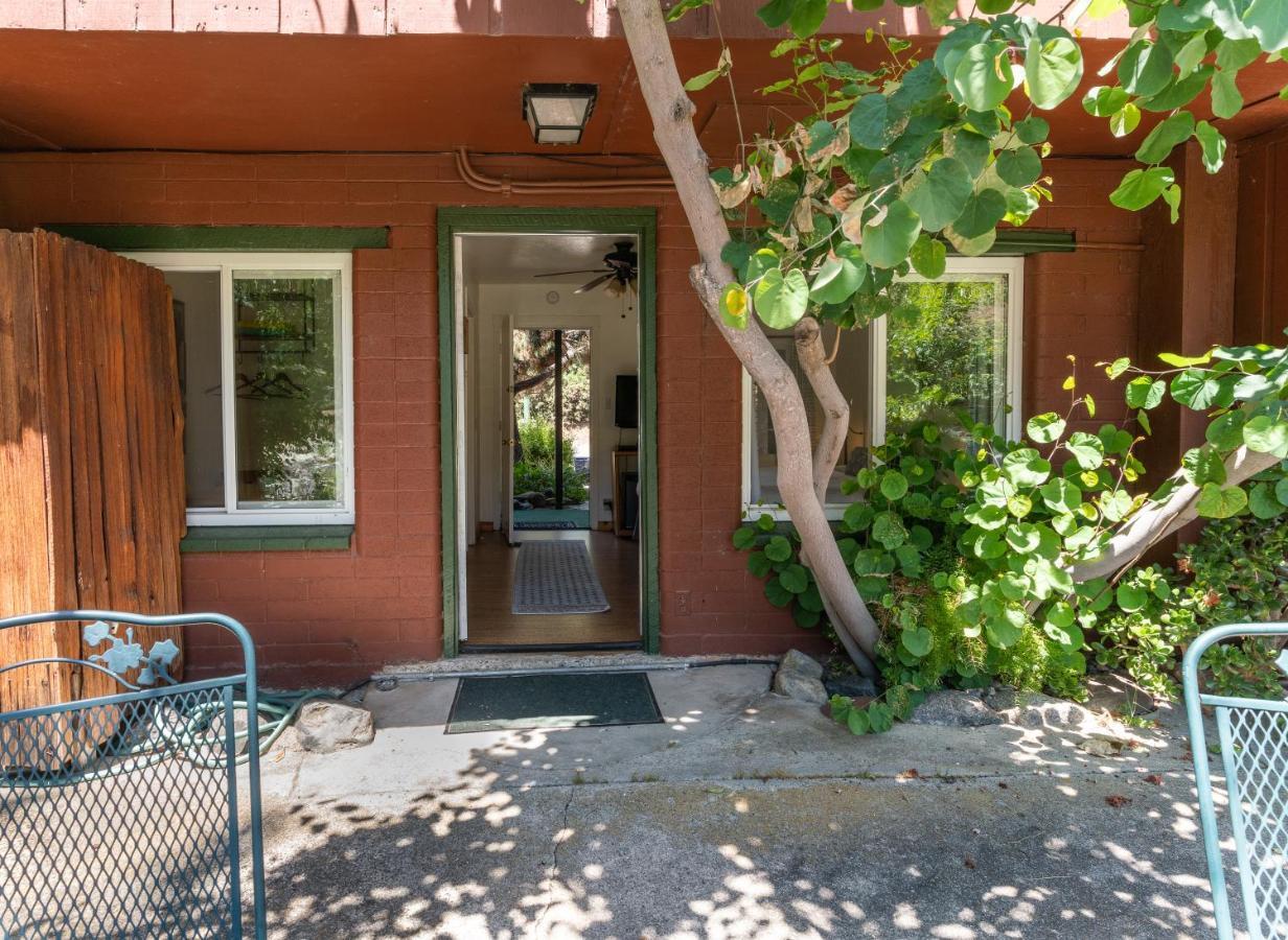 Buckeye Tree Lodge Три-Риверс Экстерьер фото