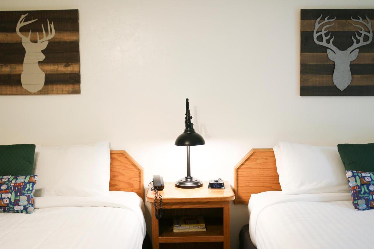 Buckeye Tree Lodge Три-Риверс Экстерьер фото